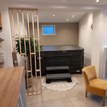 Le De Campagnette Avec Son Jacuzzi Privatif * Saint-Martin-Choquel