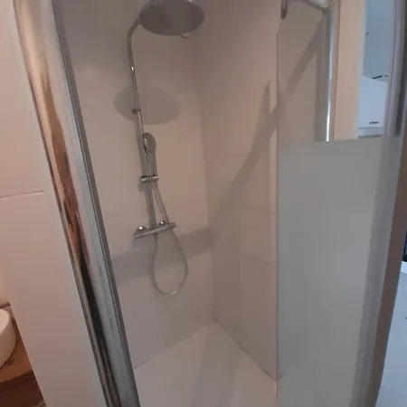 Dom wakacyjny Le De Campagnette Avec Son Jacuzzi Privatif *